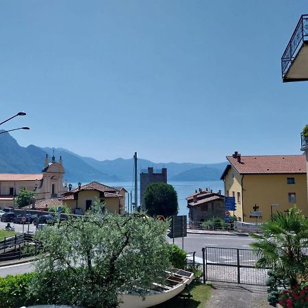 Casa Elly Appartement Riva di Solto Buitenkant foto